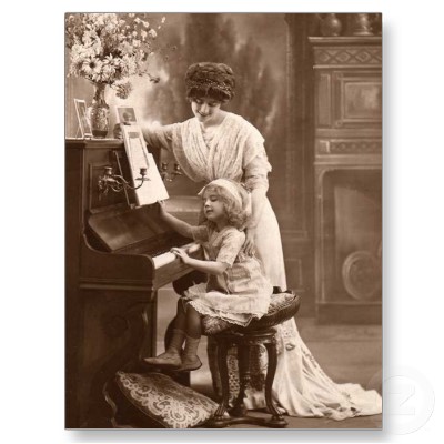 Mother & child at the piano